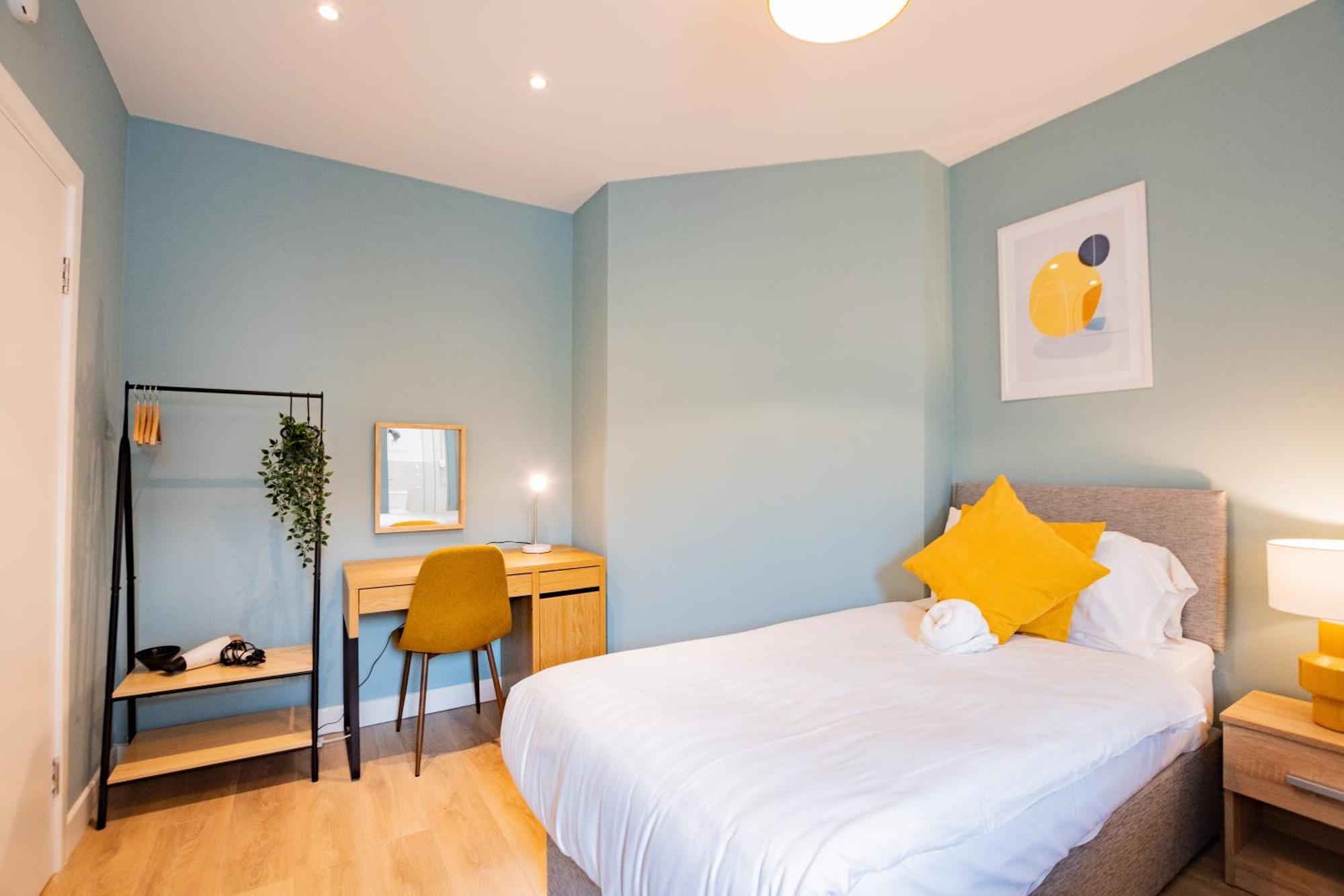 The Large Group House -Sleeps 21 Villa Dublin Buitenkant foto