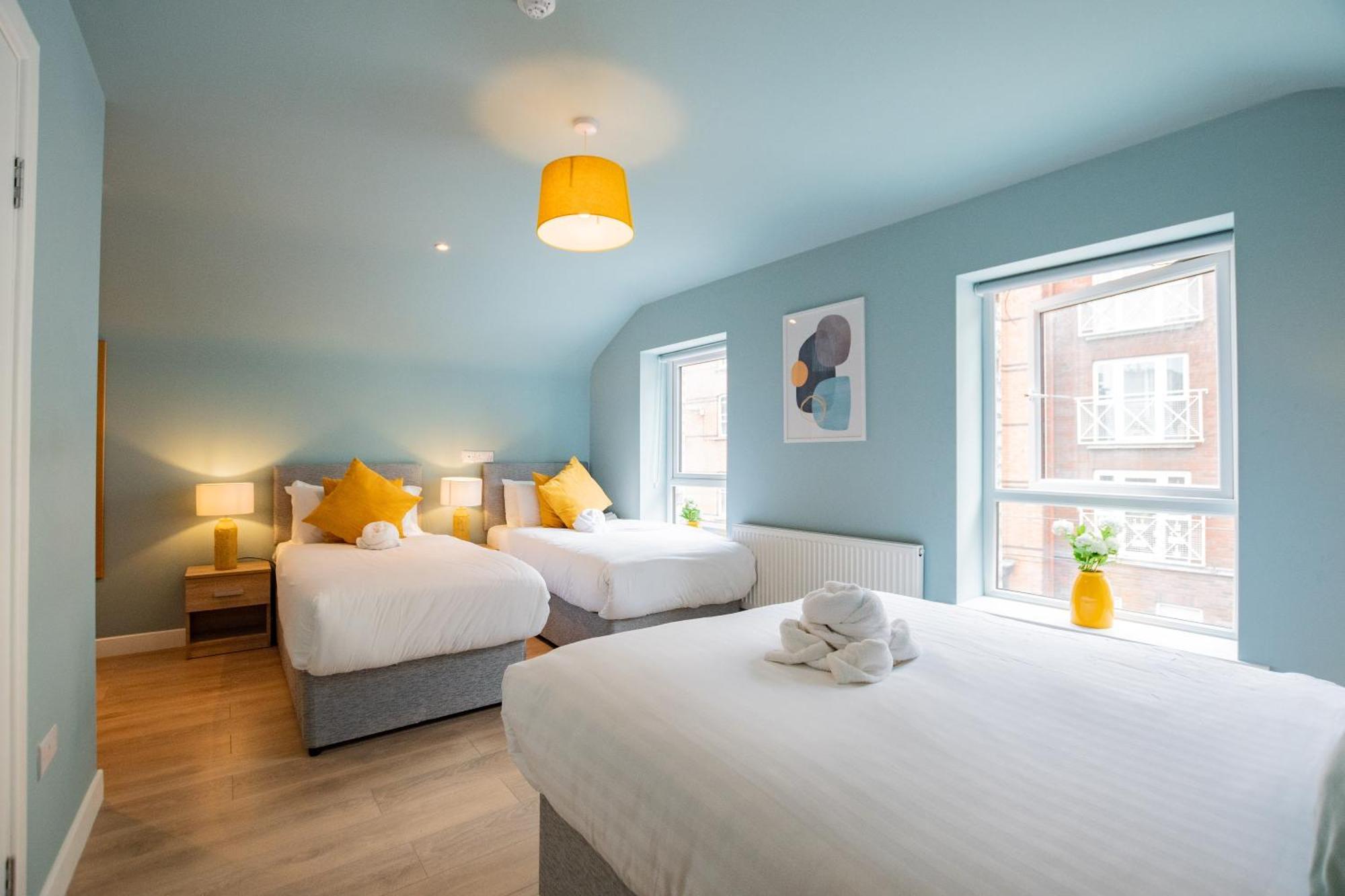 The Large Group House -Sleeps 21 Villa Dublin Buitenkant foto
