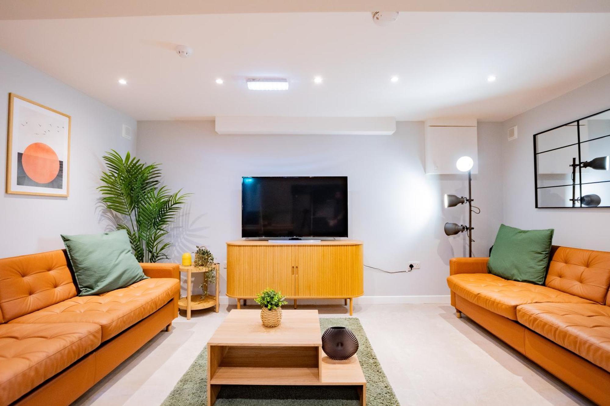 The Large Group House -Sleeps 21 Villa Dublin Buitenkant foto